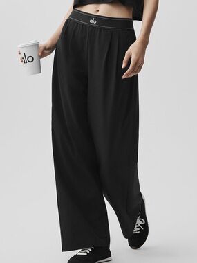 ALO Yoga Suit Up Trouser NWT - S Long